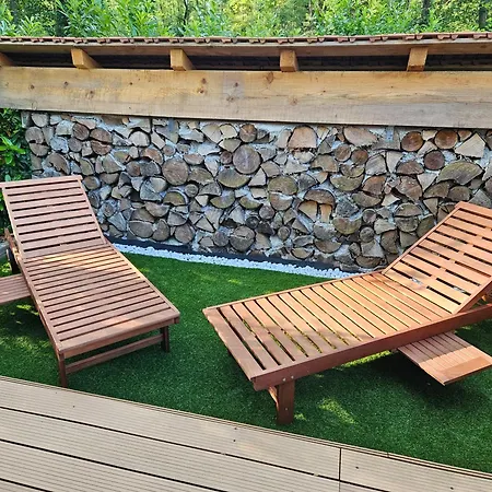 Koca Ob Ribniku شاليه Ponikva